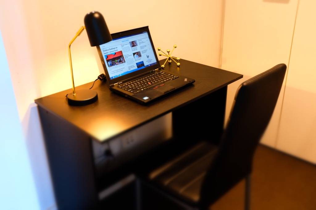 Olympic Park Luxury 2 Bed Sky Apartment - Photo 4