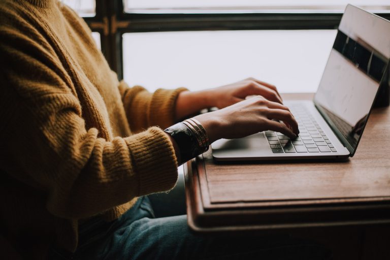 how to write a great Airbnb listing